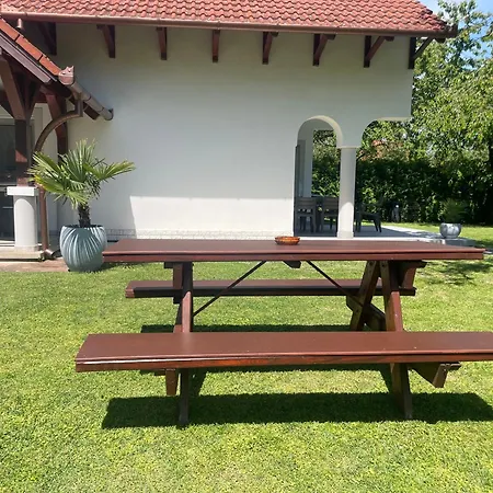 Frankie Ii. Apartament *